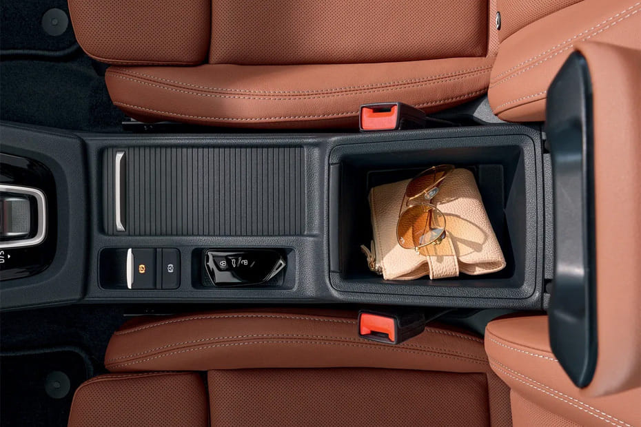 اوكتافيا Cup Holders