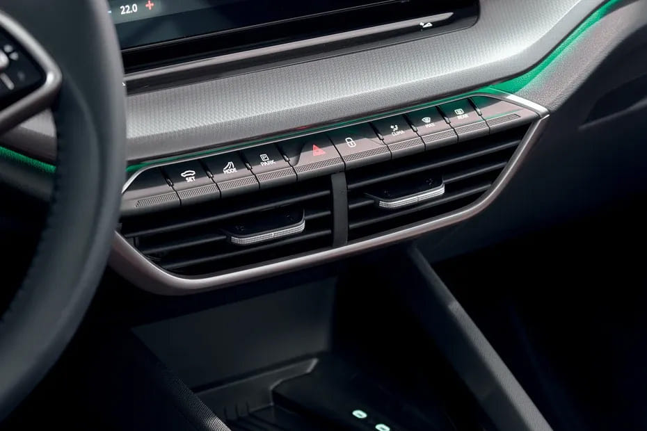 Front AC Controls of سكودا اوكتافيا