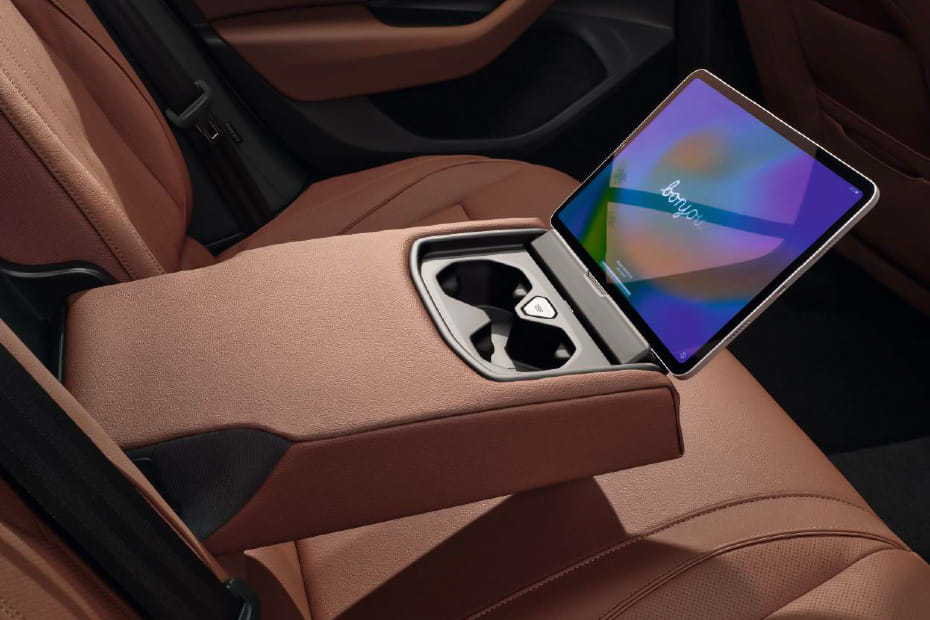 سوبيرب Armrest Rear