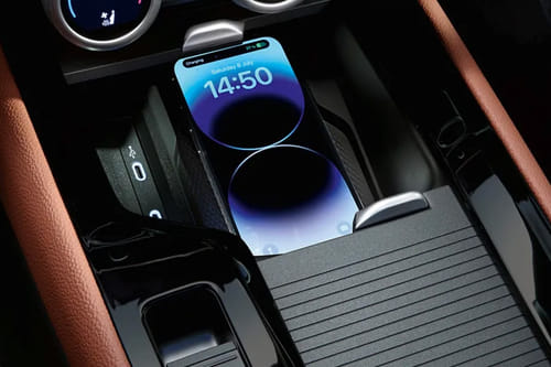 Power Accessories Outlet View of سكودا سوبيرب