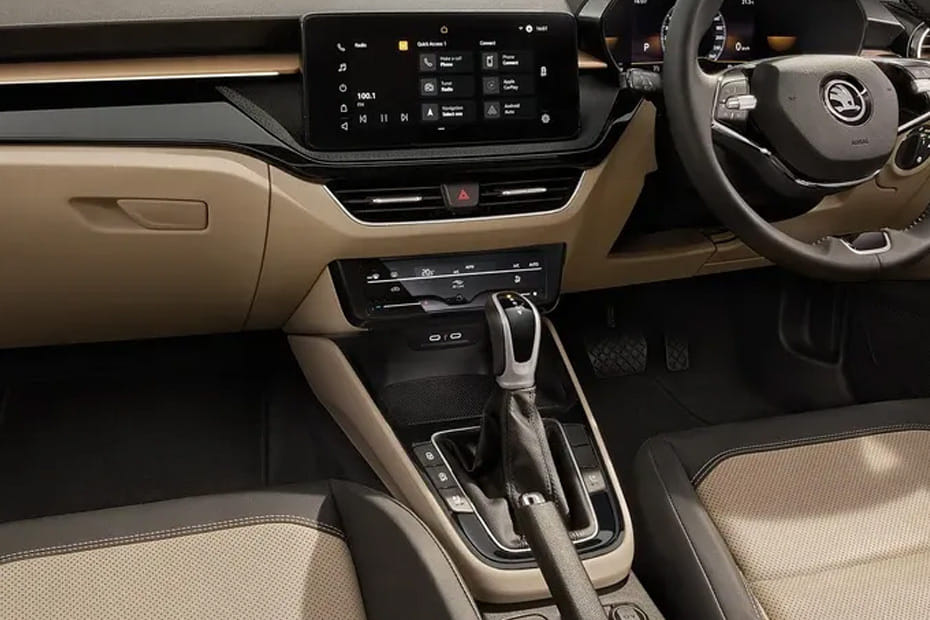 Slavia Center Console