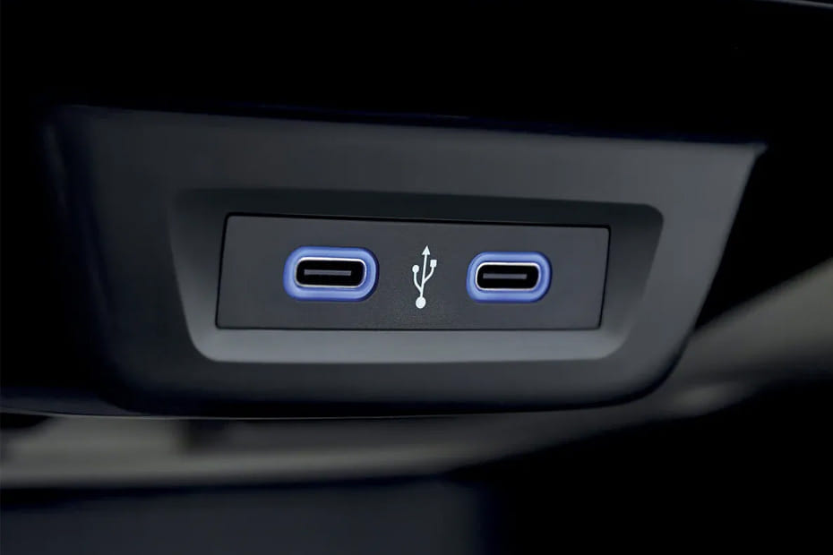 Power Accessories Outlet View of Skoda Slavia