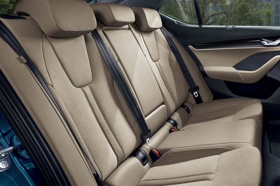 Skoda Octavia (2022-2024) Rear Seats