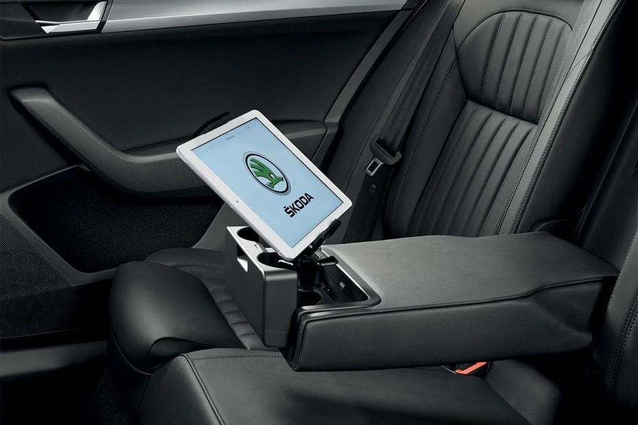 سوبيرب Armrest Rear