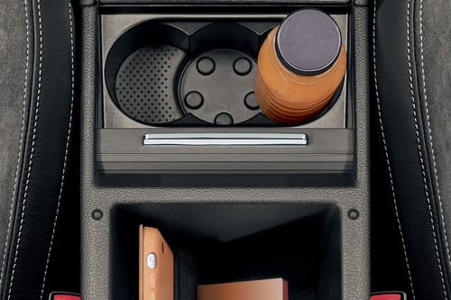 سوبيرب (2022-2025) Cup Holders