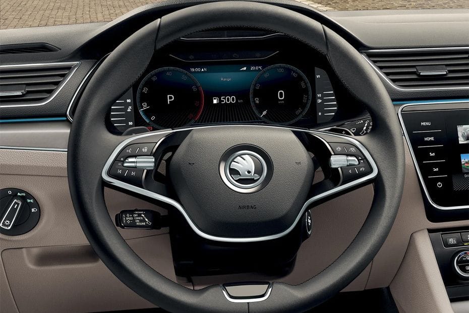 سكودا سوبيرب Steering Wheel