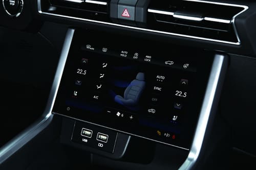 Front AC Controls of سانج يونج توريس