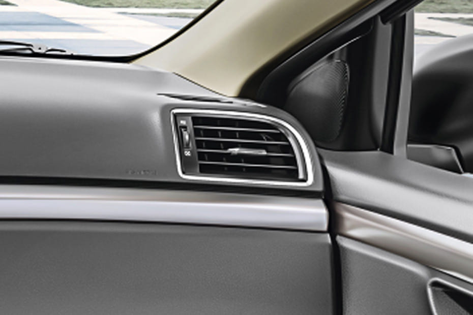 Ciaz Front Side Ac Vents