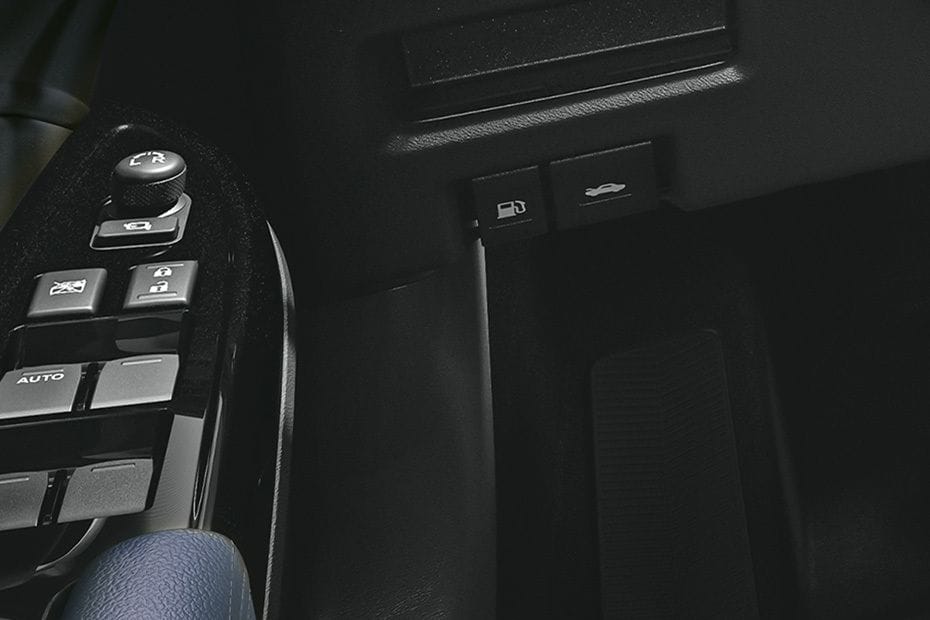 سوزوكي بالينو Drivers Side In Side Door Controls
