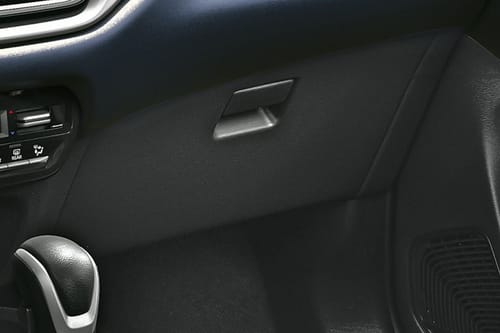 Suzuki Baleno Glove Box