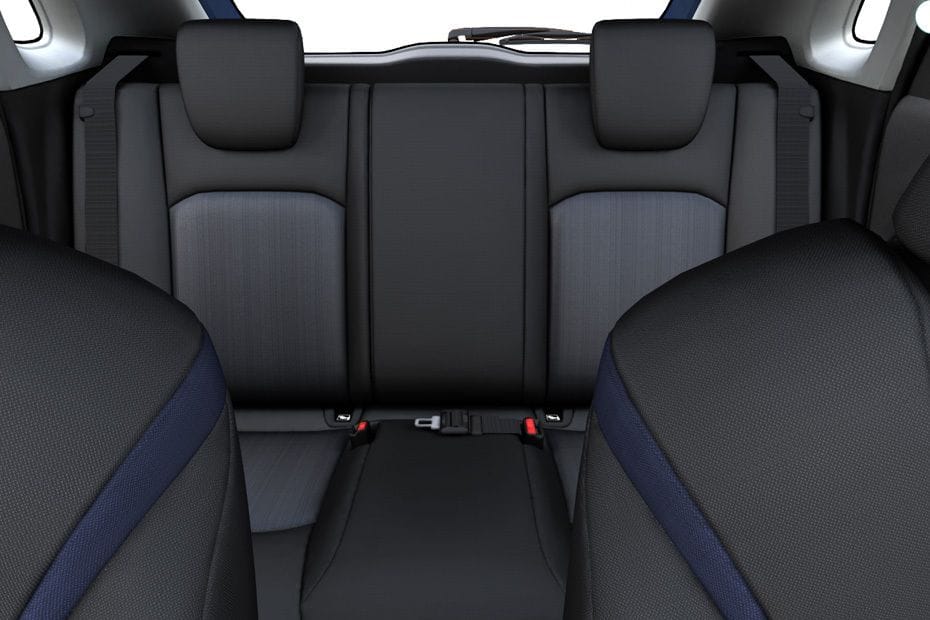 سوزوكي بالينو Rear Seats