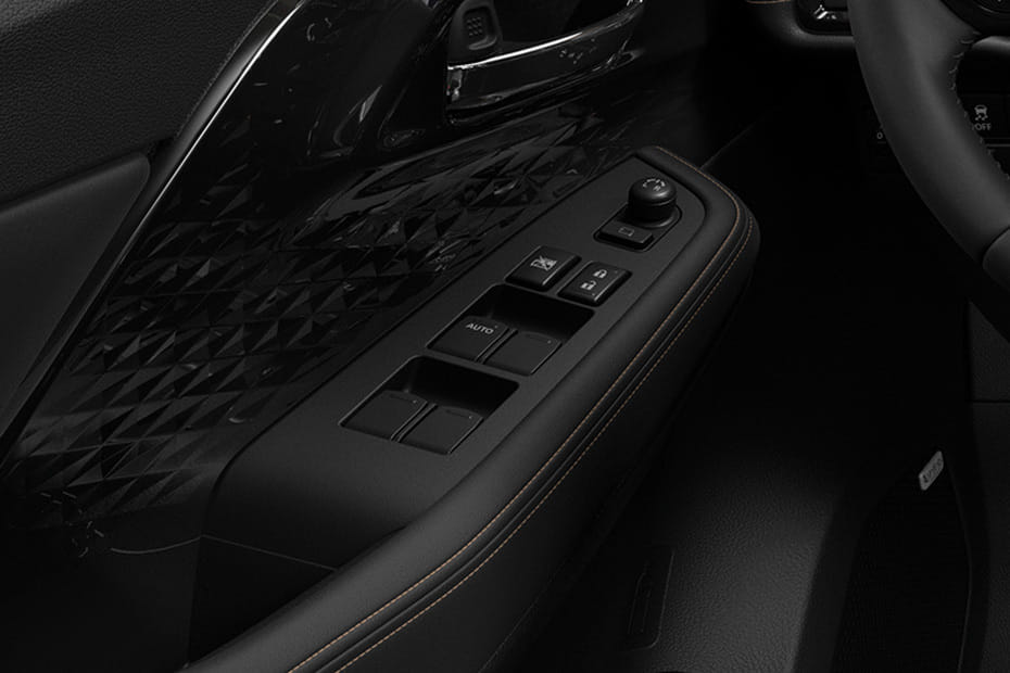 Suzuki Across Drivers Side In Side Door Controls