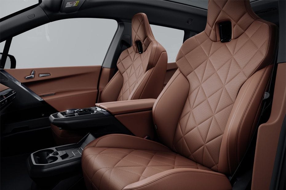 IX 2026 Front Seats