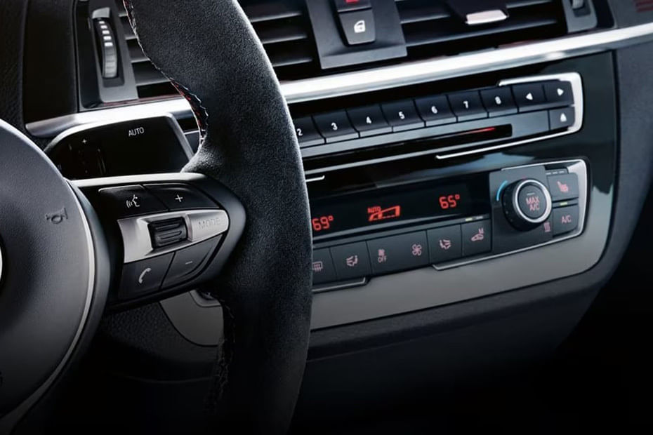 Front AC Controls of بي إم دبليو إم 2 سي إس