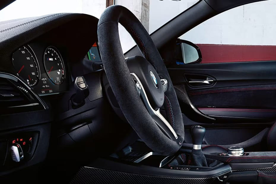 بي إم دبليو إم 2 سي إس Steering Wheel