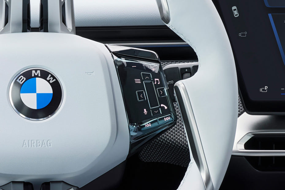 بي إم دبليو آي إكس 3 Multi Function Steering