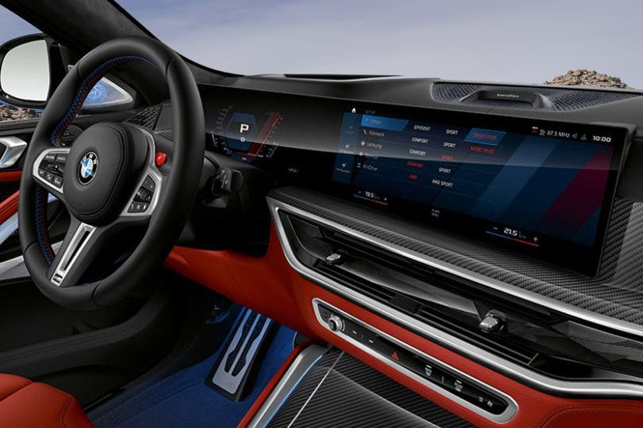 Dashboard View of X6 M