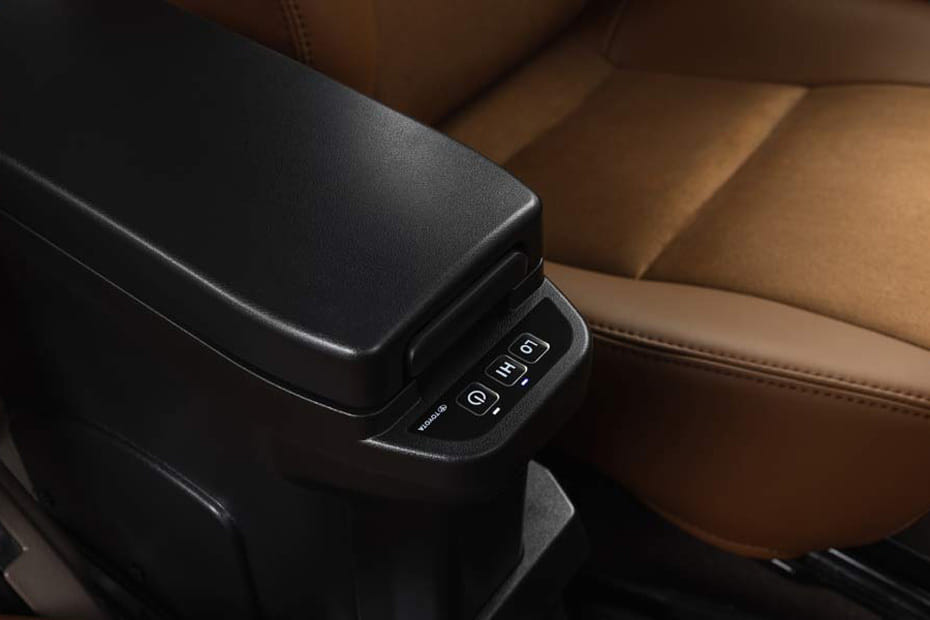 Land Cruiser 70 Hard Top Front Center Divider