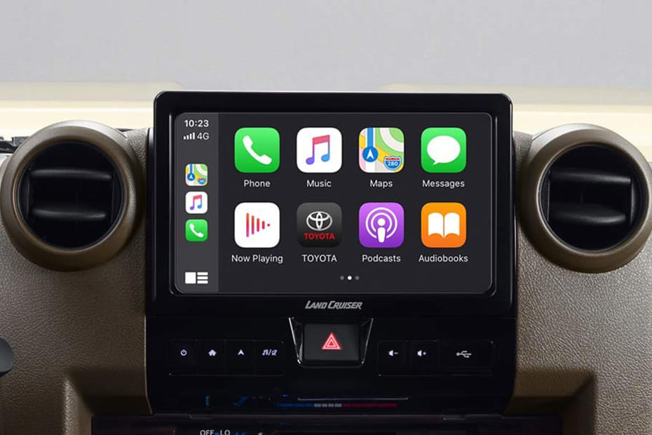 Stereo View of Land Cruiser 70 Hard Top