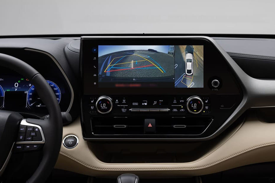 هايلاندر Parking Assist