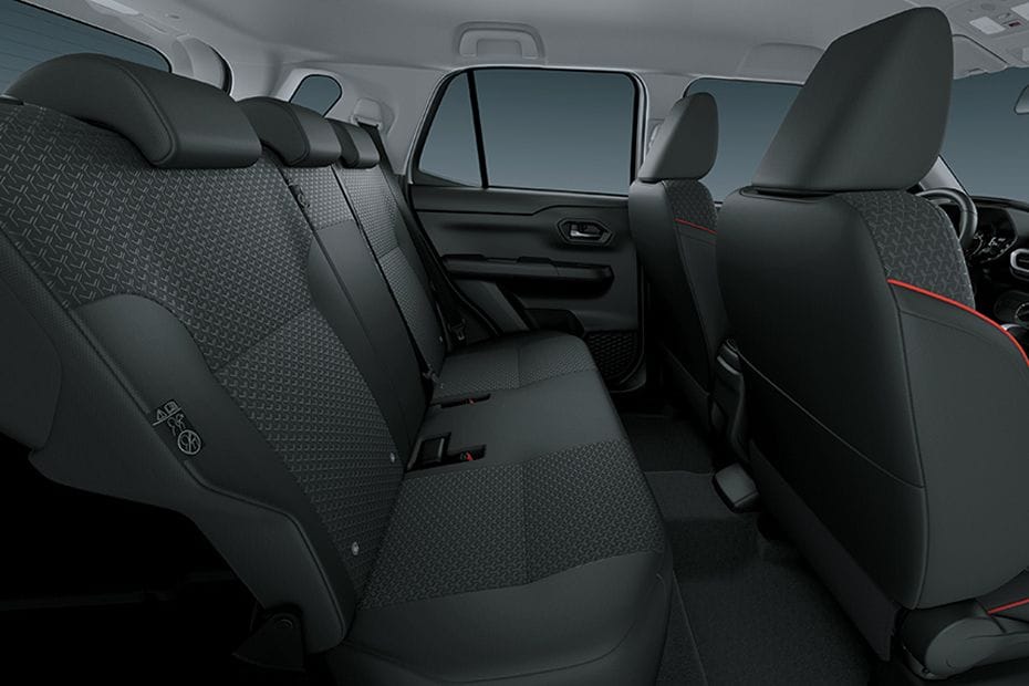 تويوتا رايز Rear Seats