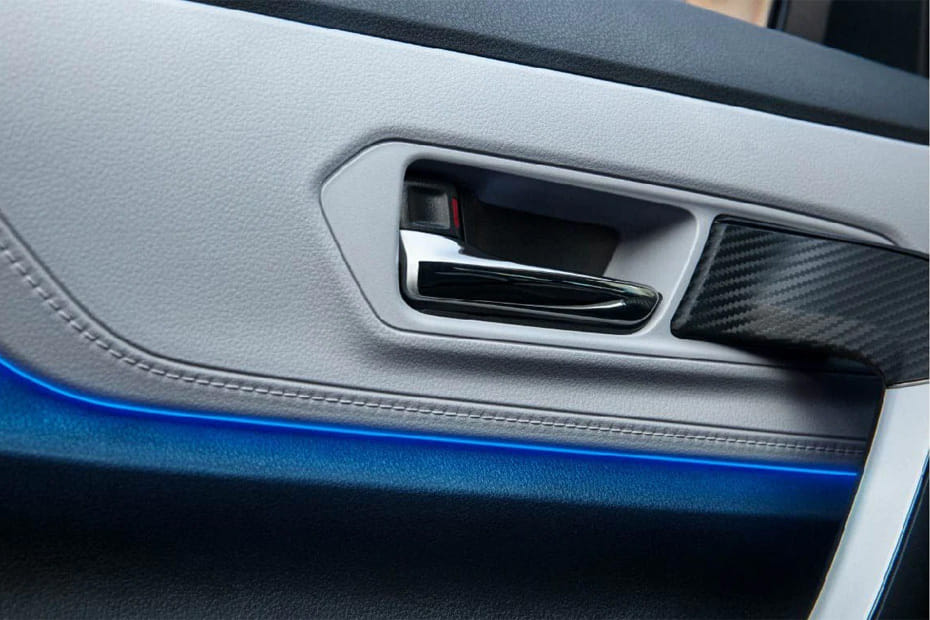 door handle interior of تويوتا فيلوز