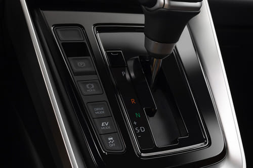 Center Controls of تويوتا إنوفا