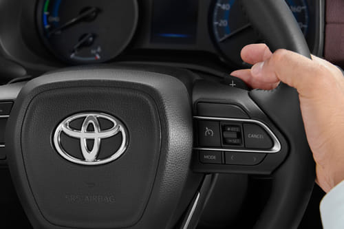 تويوتا إنوفا Multi Function Steering