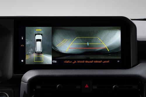 لاند كروزر برادو  Parking Assist