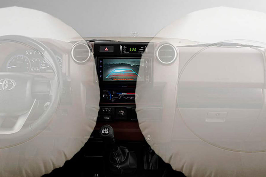 تويوتا لاند كروزر  بيك أب AirBags View