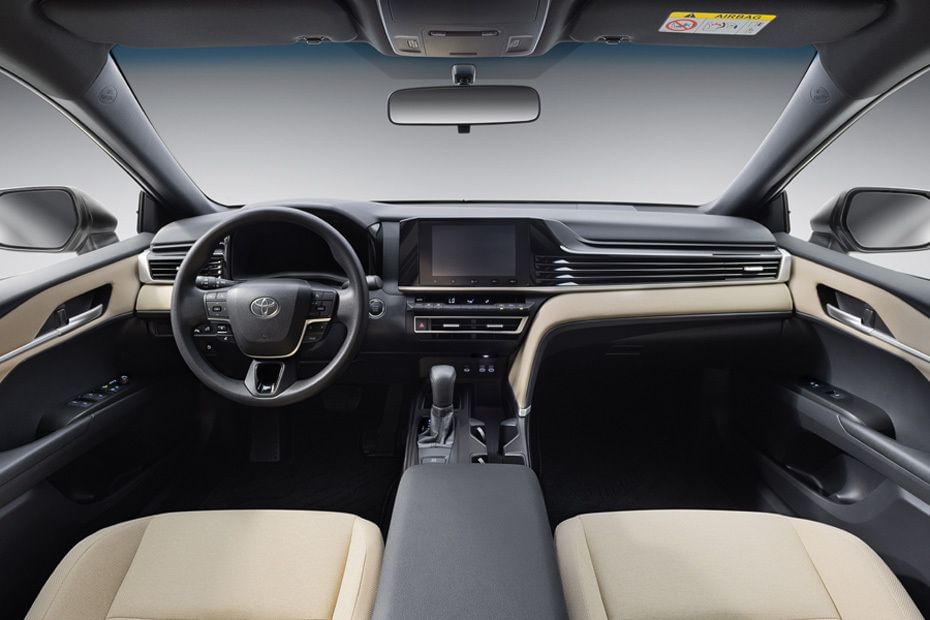 Dashboard View of كامري 