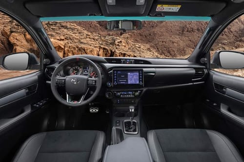 Dashboard View of هايلكس