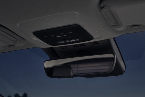 بريوس Courtesy Lamps