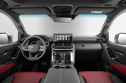 Dashboard View of لاند كروزر