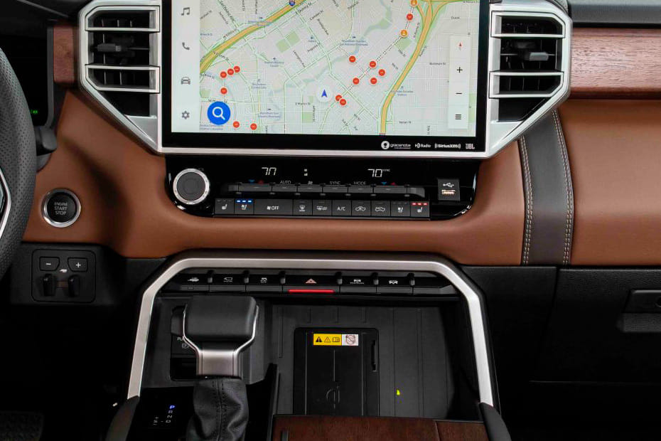 Front AC Controls of تويوتا تندرا
