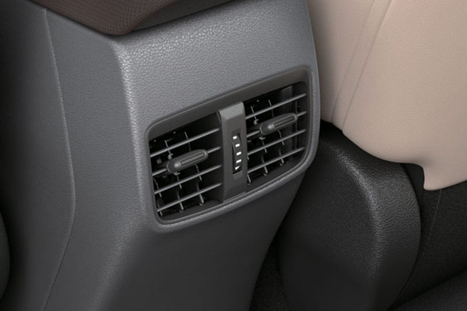 كورولا  Rear AC Controls