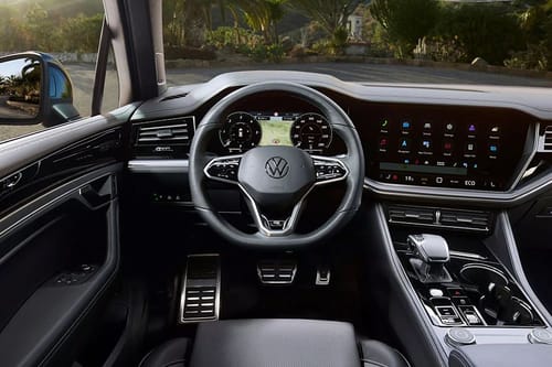 طوارق Center Console