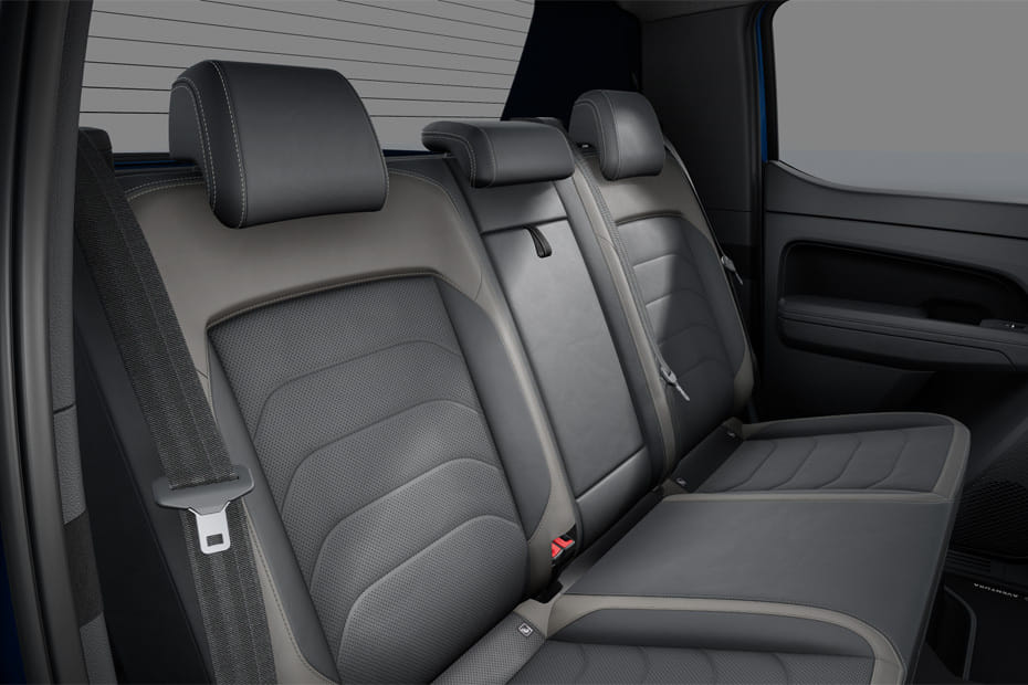 فلكس فاجن أماروك Rear Seats