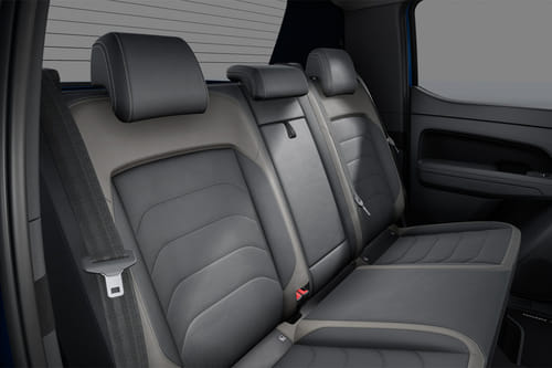 فلكس فاجن أماروك Rear Seats