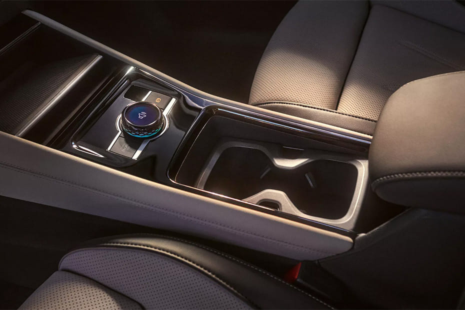 تيغوان Front Center Divider