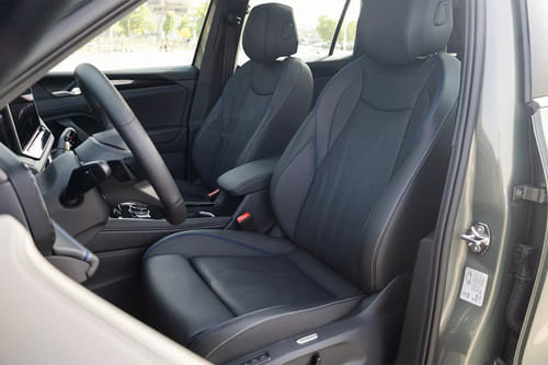 Tiguan Front Seats