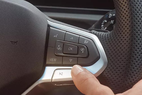 Volkswagen Tiguan Multi Function Steering