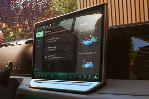 Stereo View of Tiguan