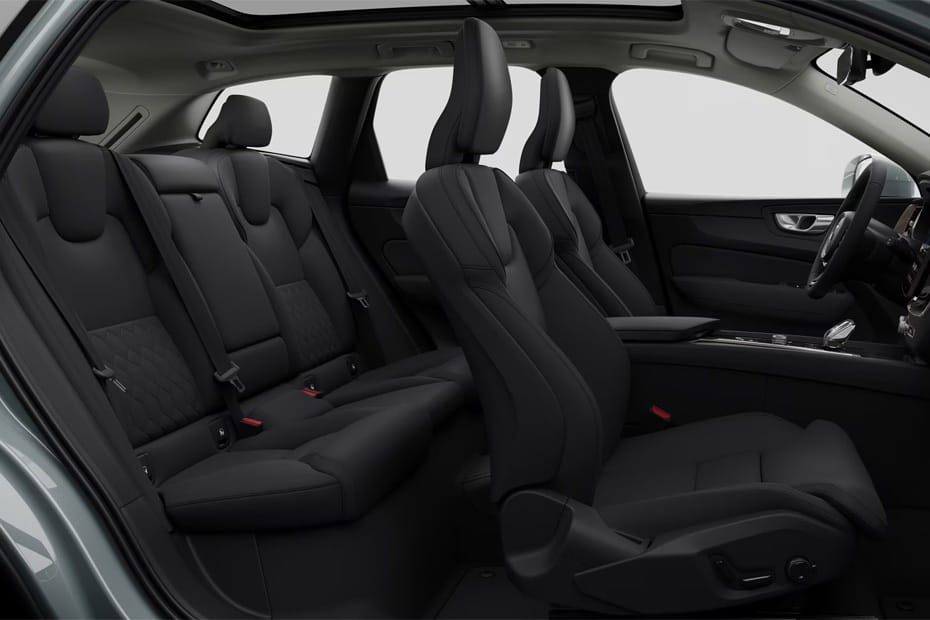 فولفو XC60 Front And Rear Seats Together