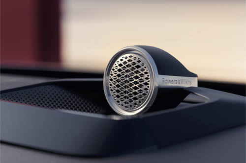 Speakers View of Volvo ES90