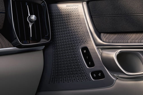 Speakers View of Volvo S90