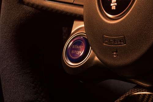 مازيراتي مكبورا Engine Start Stop Button