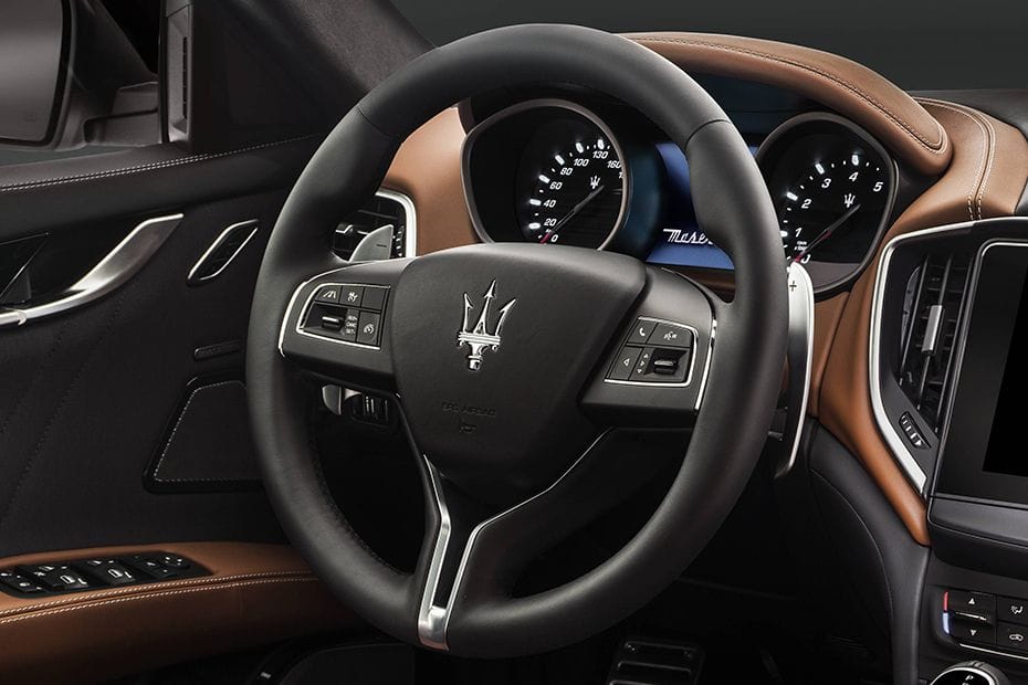 مازيراتي غبلي Steering Wheel