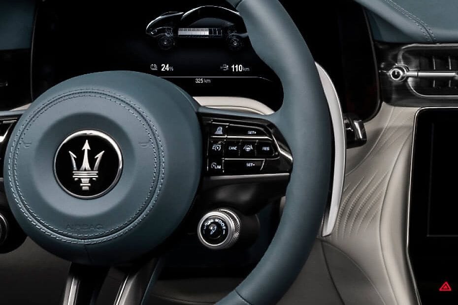 مازيراتي جران توريزمو Multi Function Steering