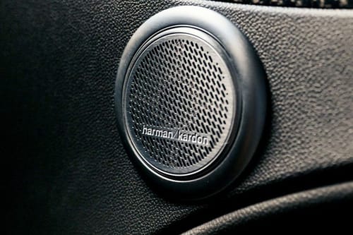 Speakers View of Alfa Romeo Giulia